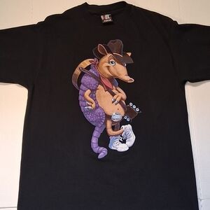 Giant By Tultex Smokin' Armadillos XL Graphic Print Shirt